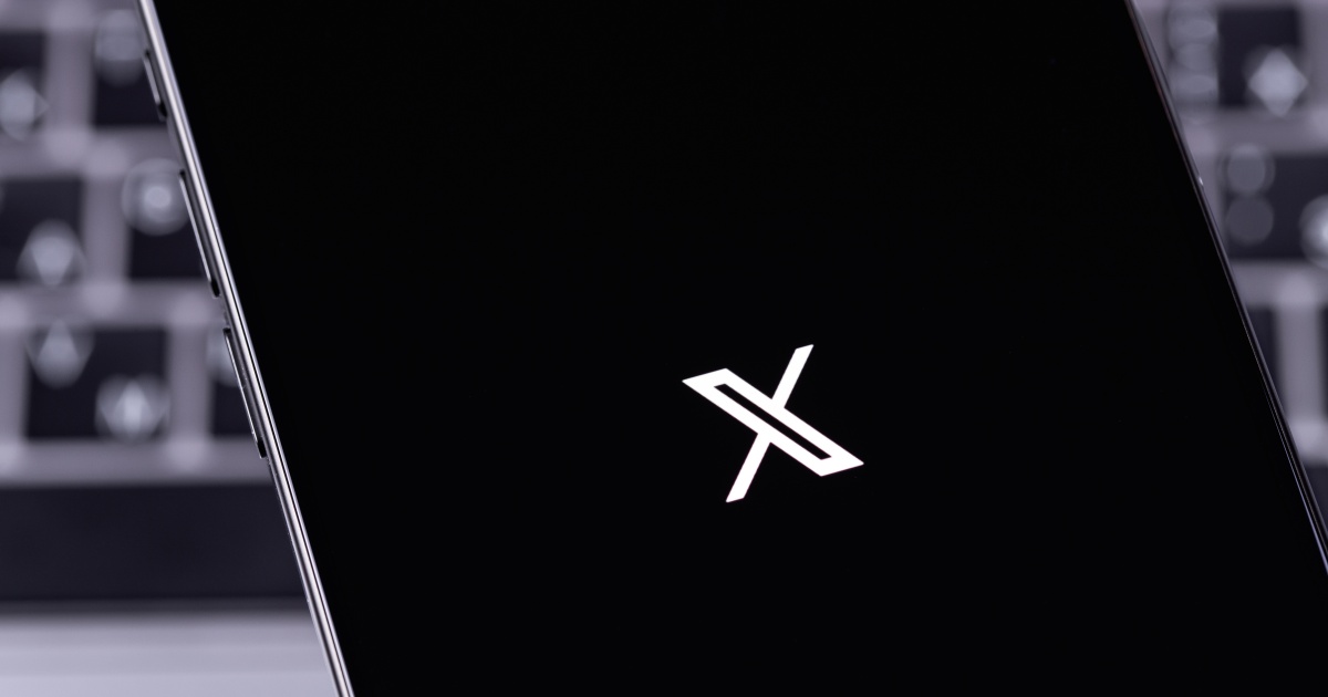 X accounts of ABSCBN News, GMA Network, SM Cinema, and other major